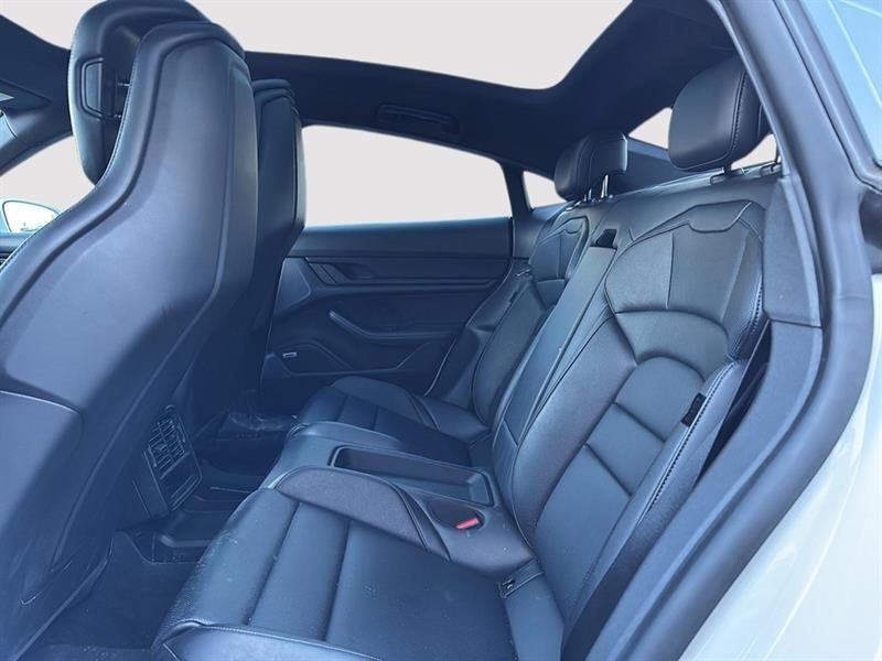 porsche Taycan 2024 - 18
