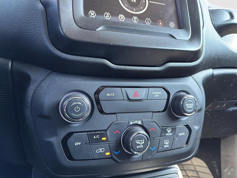 jeep Renegade 2018 - 32