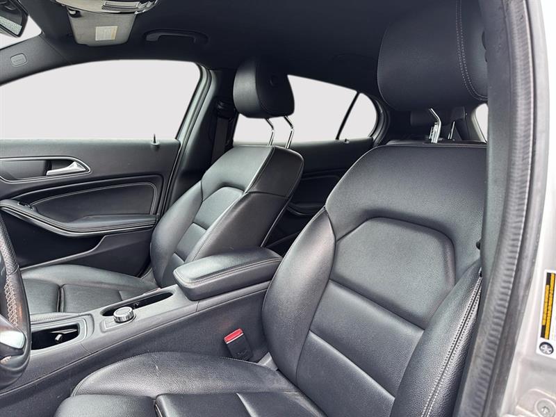 mercedes-benz GLA 250 2018 - 14