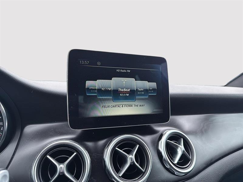 mercedes-benz GLA 250 2018 - 18