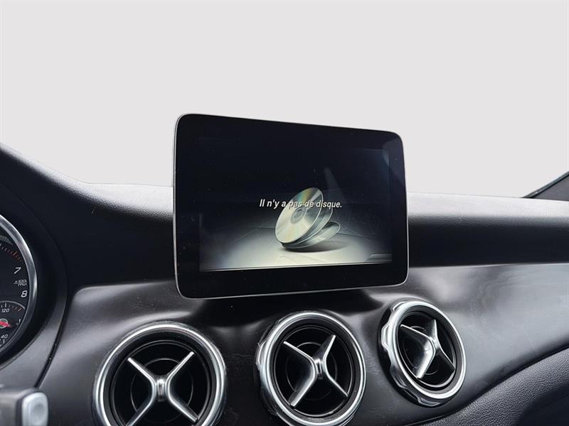 mercedes-benz GLA 250 2018 - 23