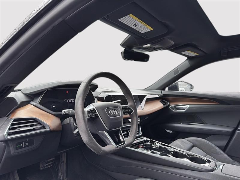 audi e-tron GT 2022 - 13