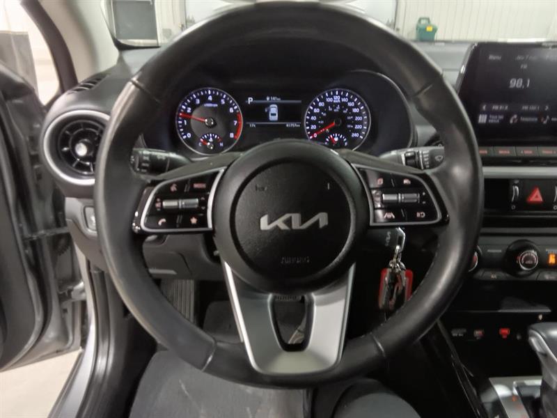 kia Forte 2023 - 15