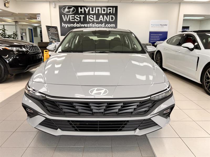 hyundai Elantra 2025 - 2