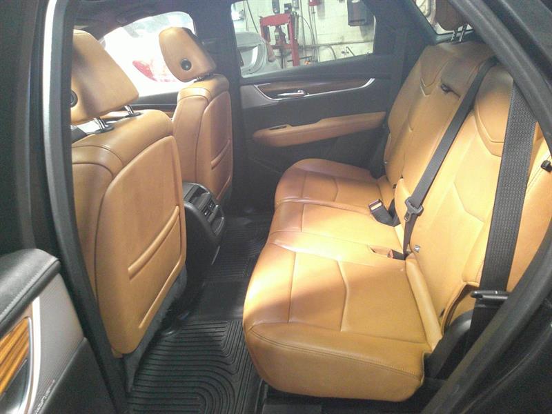 cadillac XT5 2020 - 11