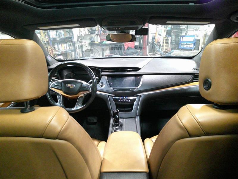 cadillac XT5 2020 - 12
