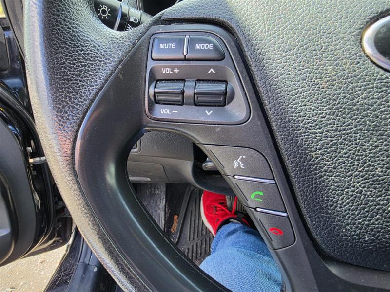kia Forte 2018 - 11