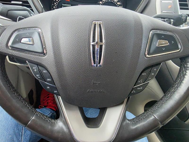 lincoln MKC 2016 - 14