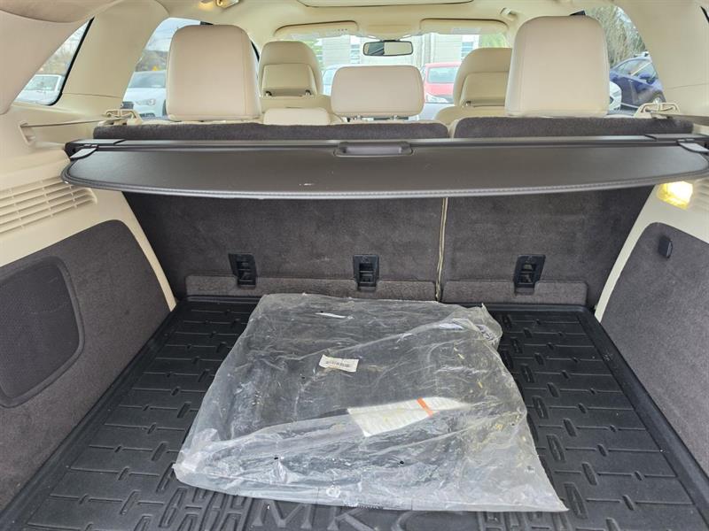 lincoln MKC 2016 - 24