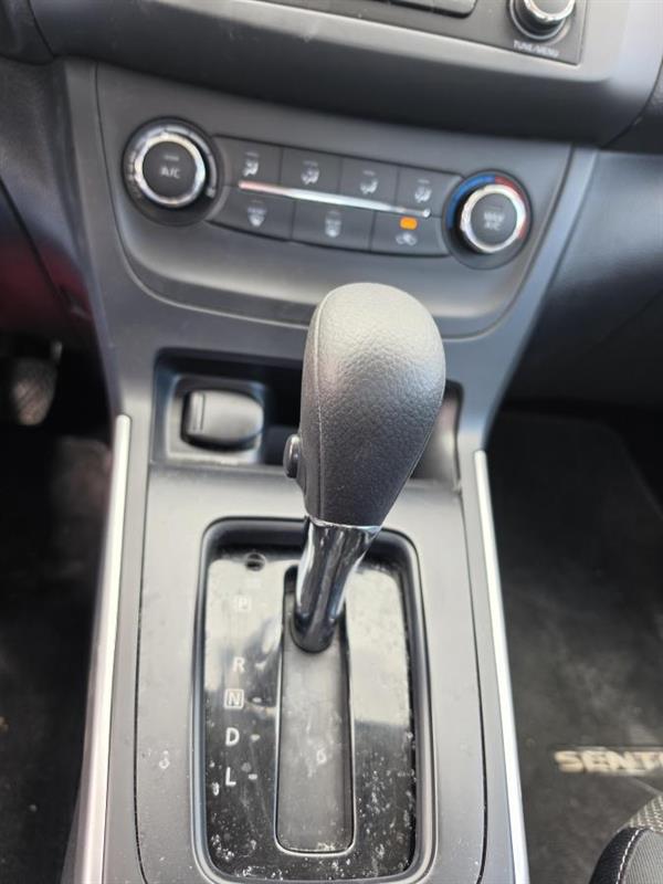 nissan Sentra 2017 - 15