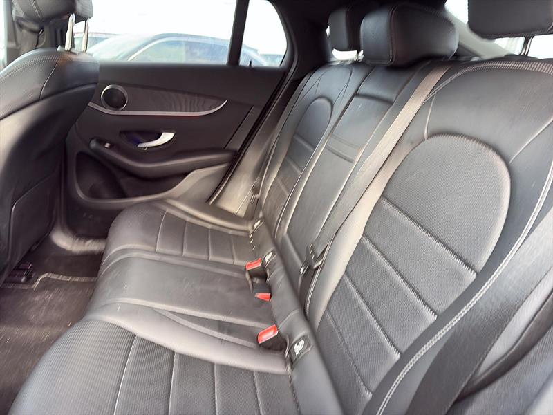 mercedes-benz GLC 2023 - 8