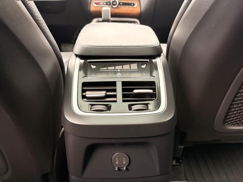 volvo XC90 2023 - 27