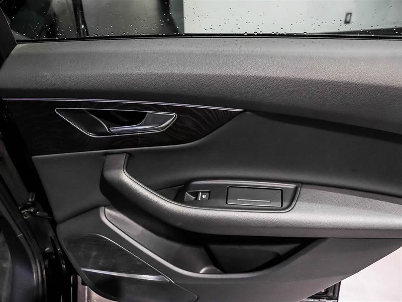 audi Q7 2022 - 12