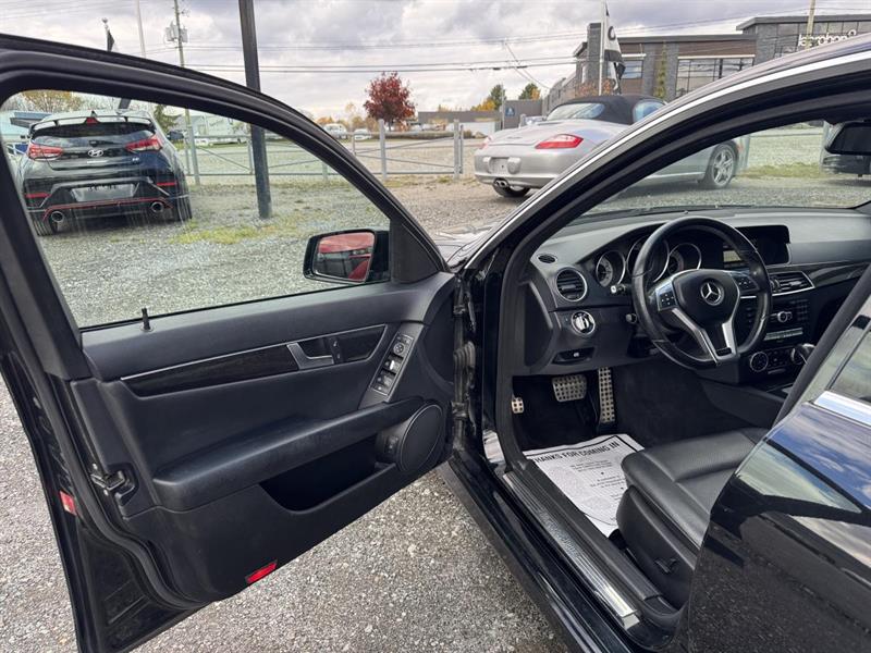 mercedes-benz C 300 2014 - 13