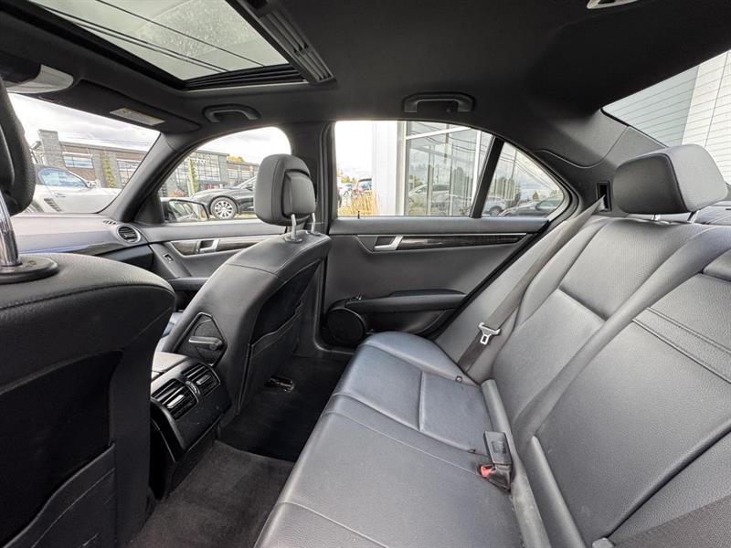 mercedes-benz C 300 2014 - 26