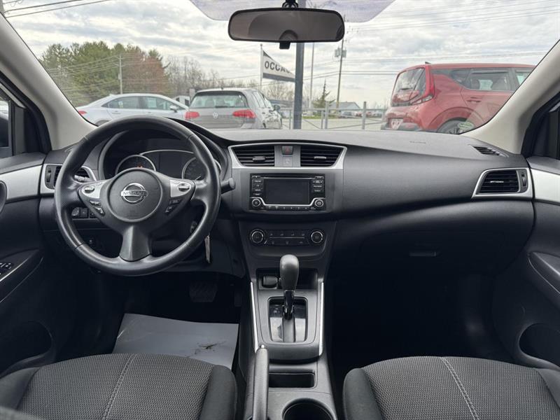 nissan Sentra 2018 - 15