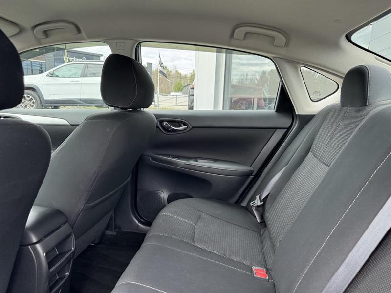 nissan Sentra 2018 - 23