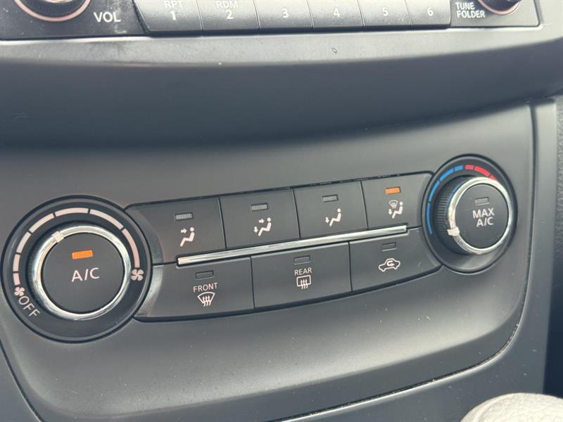 nissan Sentra 2018 - 26