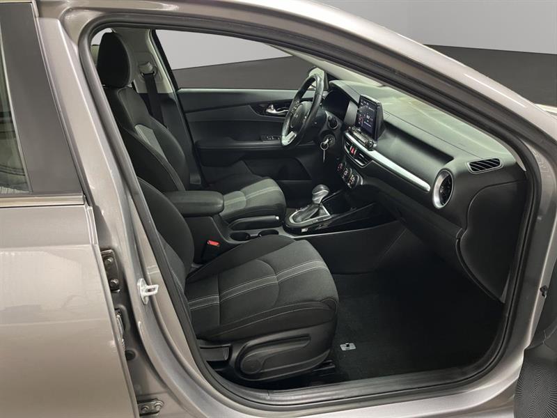 kia Forte 2023 - 20