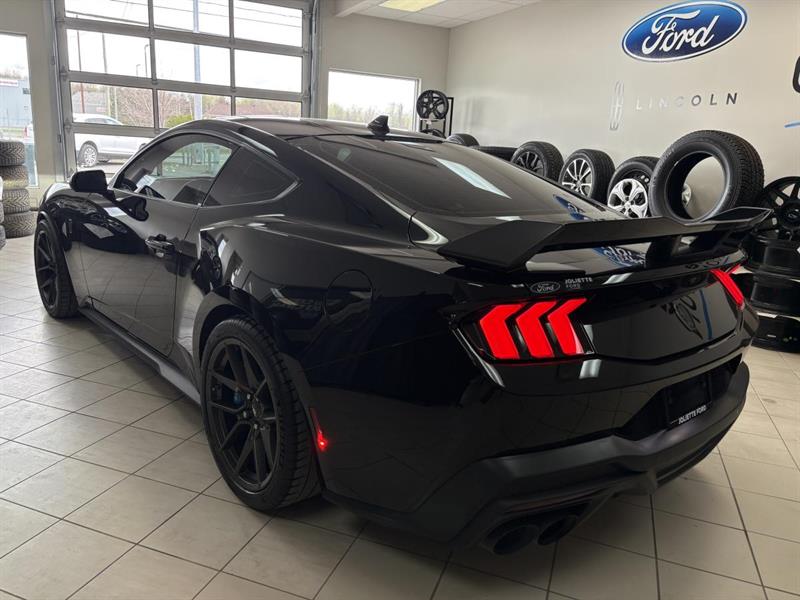 ford Mustang 2024 - 3