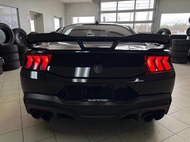 ford Mustang 2024 - 4