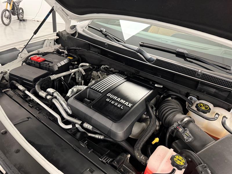 cadillac Escalade 2022 - 29