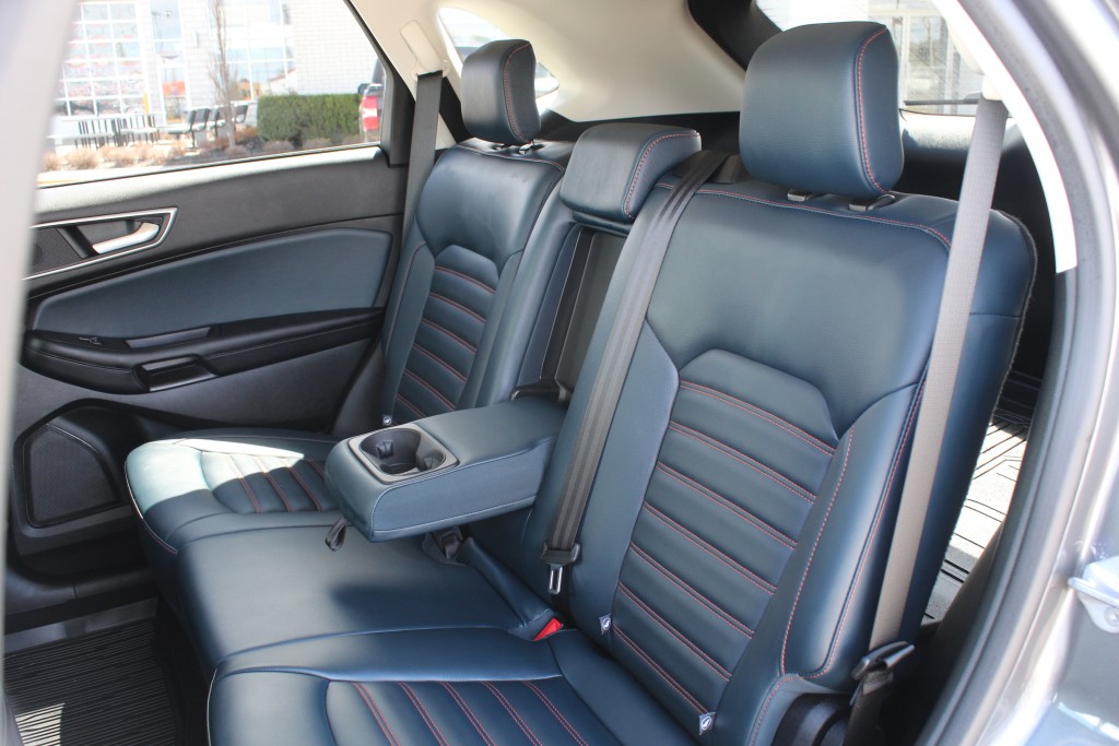 ford Edge 2023 - 16