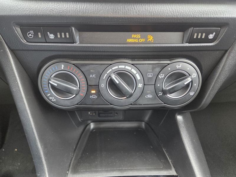 mazda Mazda3 2018 - 28