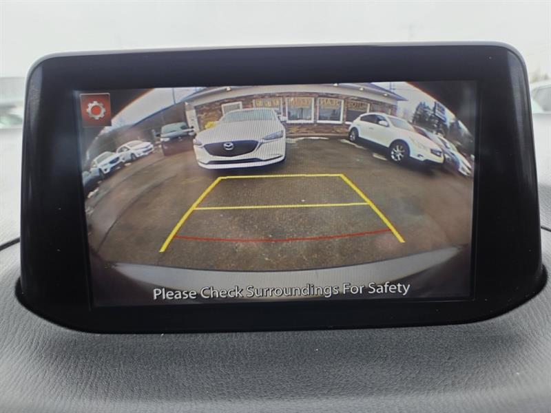 mazda Mazda3 2018 - 30