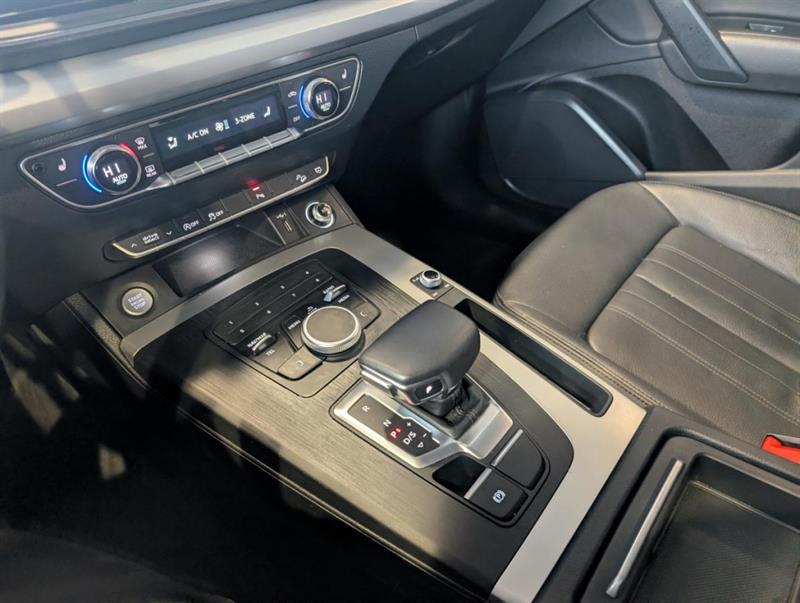 audi Q5 2020 - 21