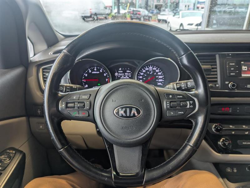kia Sedona 2016 - 18