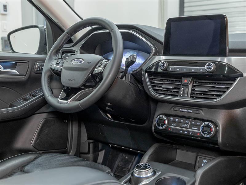 ford Escape Hybride 2021 - 26
