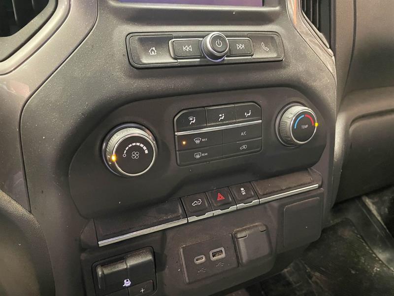 chevrolet Silverado 1500 2021 - 13