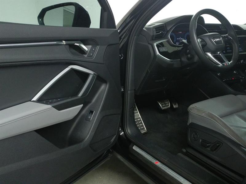 audi Q3 2022 - 11