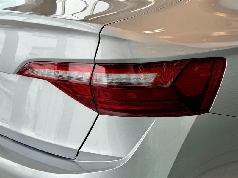 volkswagen Jetta 2024 - 10