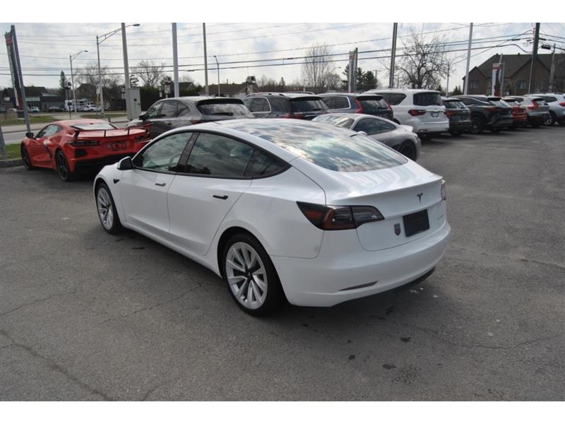 2022 Tesla Model 3 - Image 3