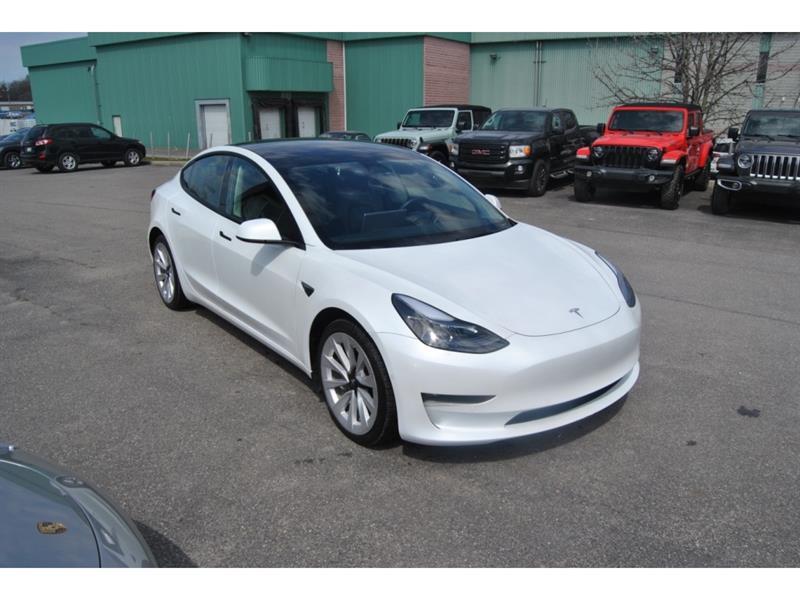 2022 Tesla Model 3 - Image 7