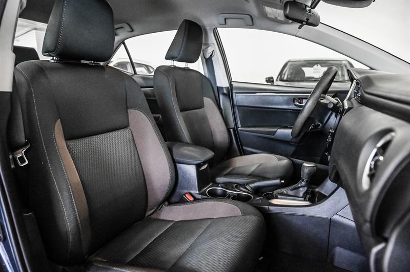 2019 Toyota Corolla - Image 25