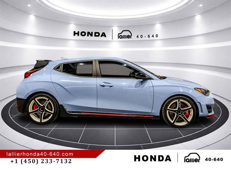 2022 Hyundai Veloster - Image 8