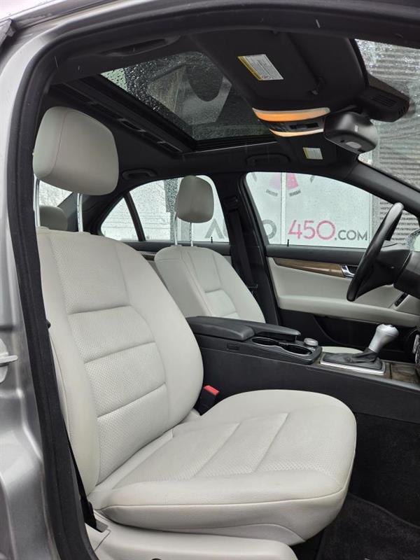 2010 Mercedes-Benz C-Class - Image 11