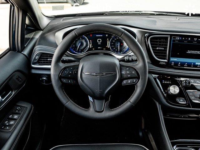 chrysler Pacifica 2024 - 15