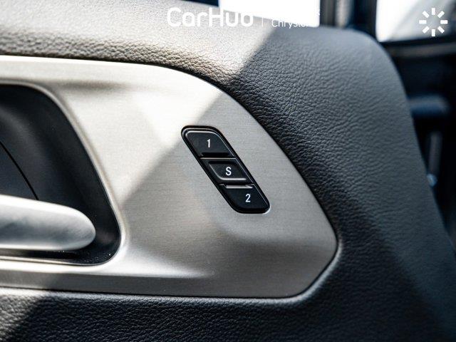 chrysler Pacifica 2024 - 18
