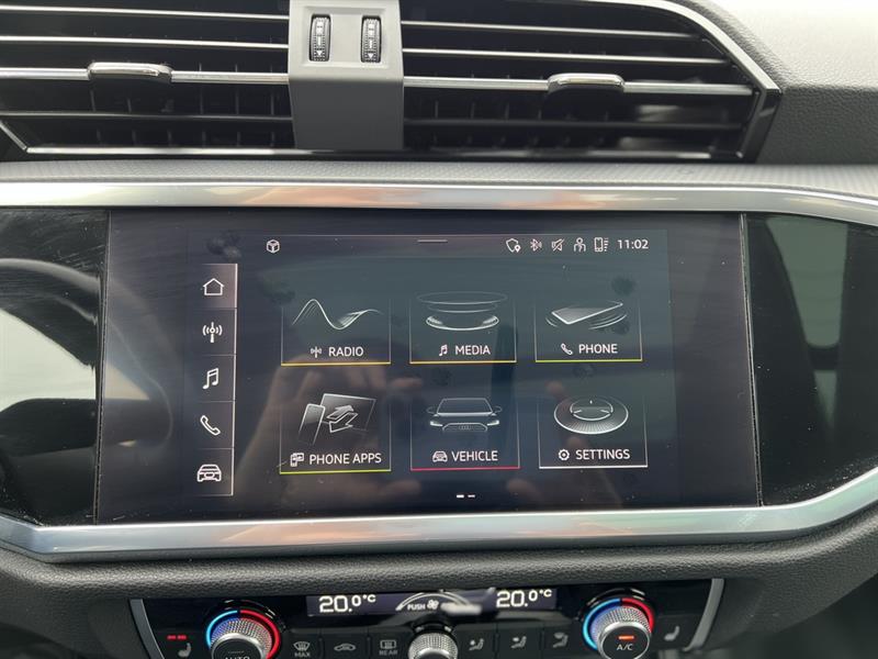 audi Q3 2022 - 23
