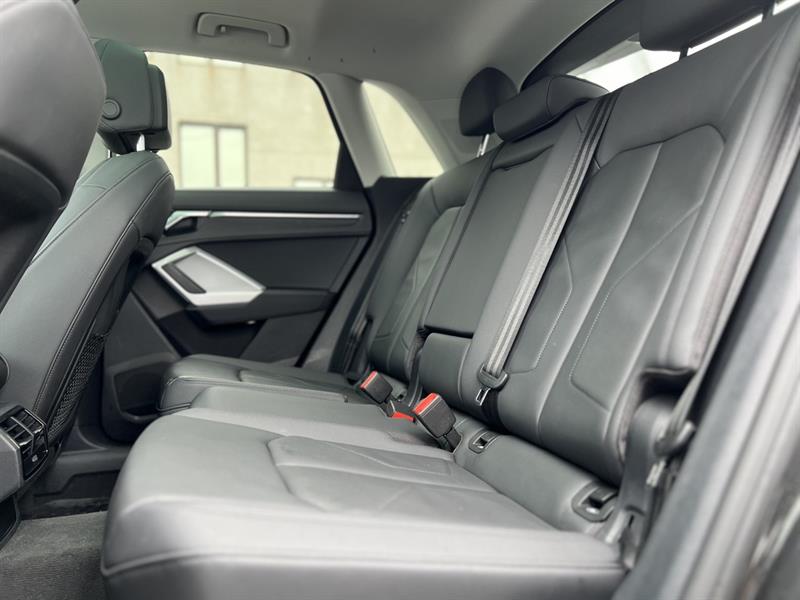 audi Q3 2022 - 35