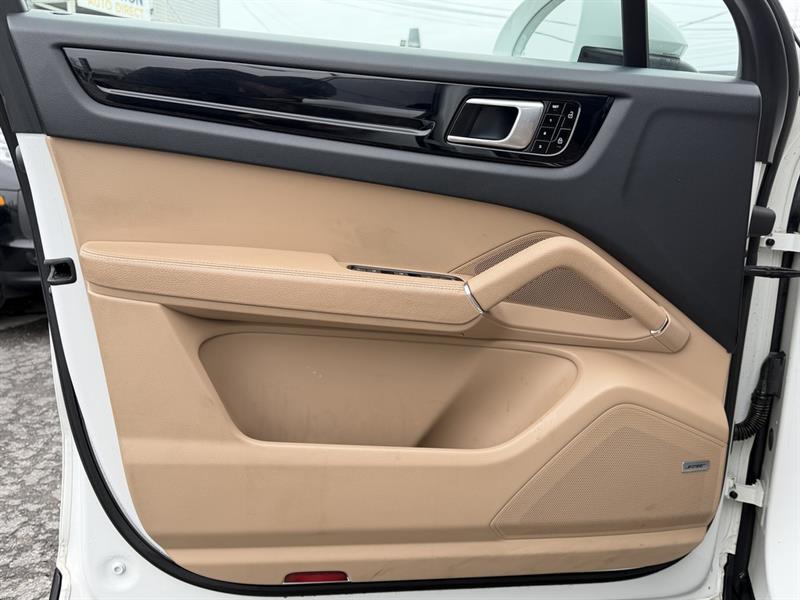 porsche Cayenne 2020 - 12