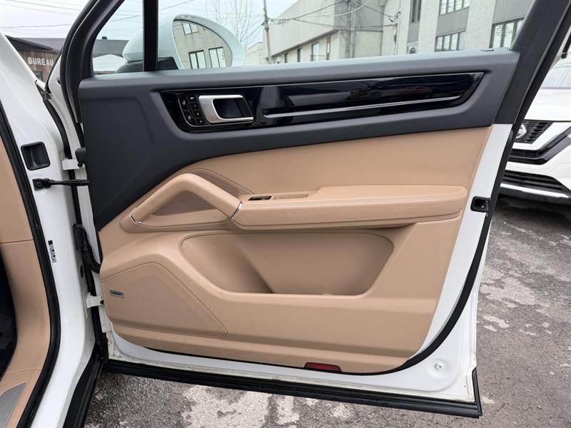 porsche Cayenne 2020 - 35