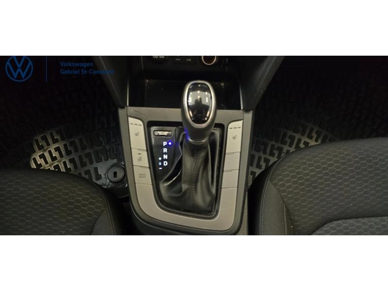 hyundai Elantra 2020 - 18