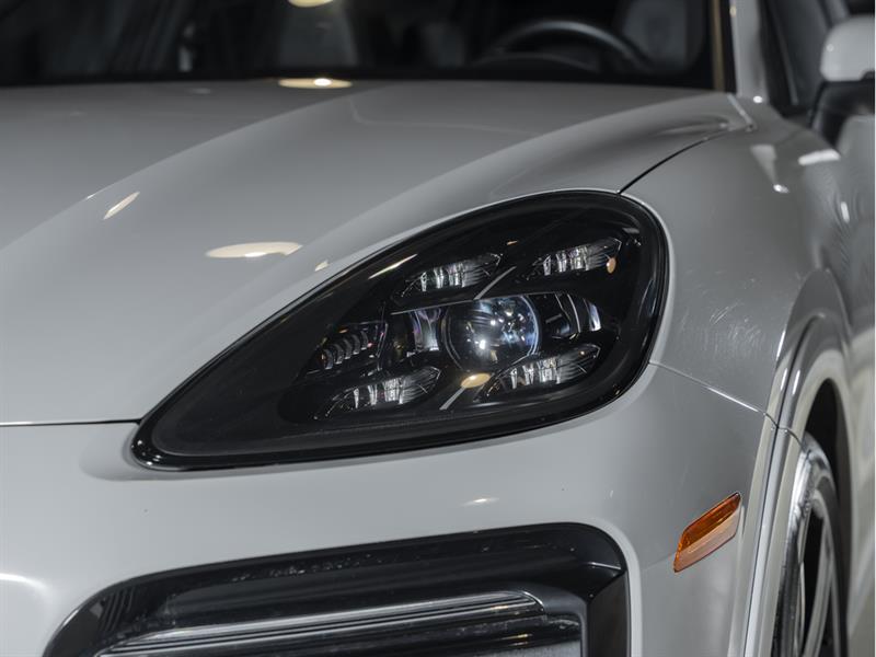 porsche Cayenne 2023 - 18