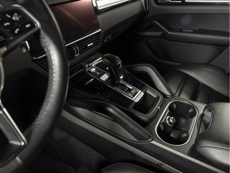porsche Cayenne 2023 - 26