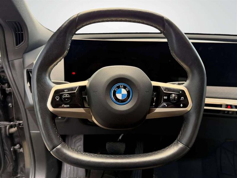 bmw iX 2023 - 24